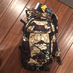 NWT KILLIK H2O PACK